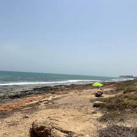 Homely Naufragos דירה