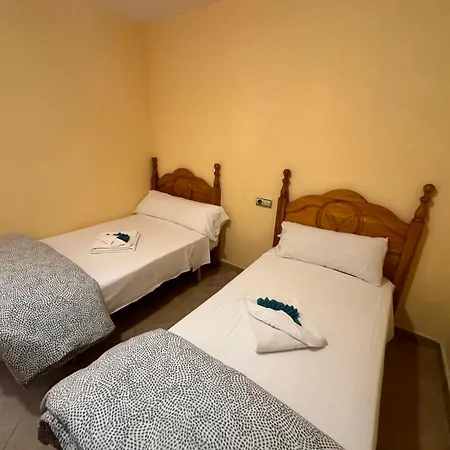 דירה Homely Naufragos *