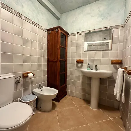 Homely Naufragos דירה טורבייחה