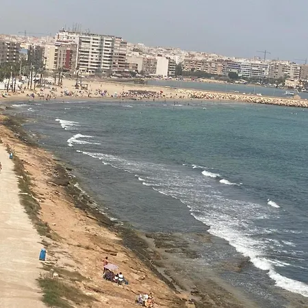 Homely Naufragos דירה